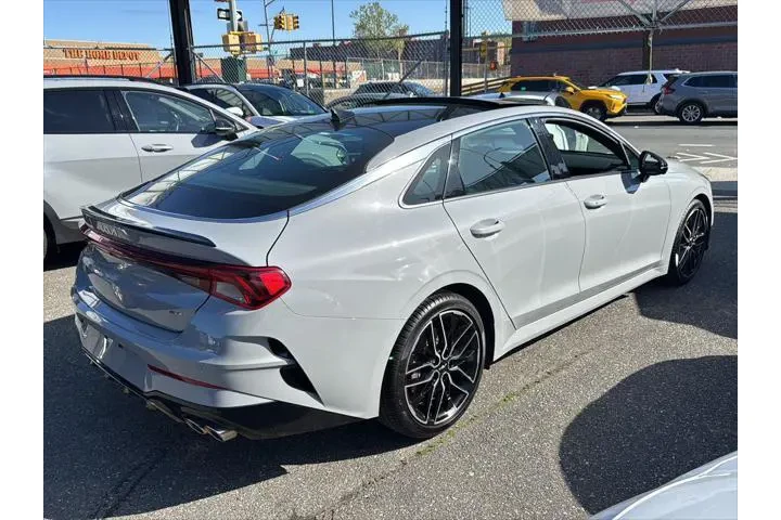 $26990 : Kia K5 2023 GT 4dr Sedan image 7