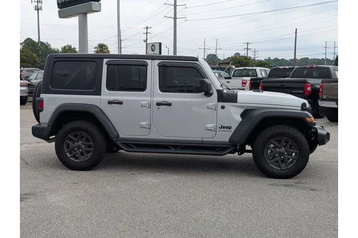 $31995 : Jeep Wrangler 2024 4x4 Sport image 4