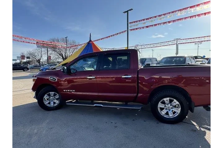 $21998 : Nissan Titan 2017 4x2 S 4dr image 10