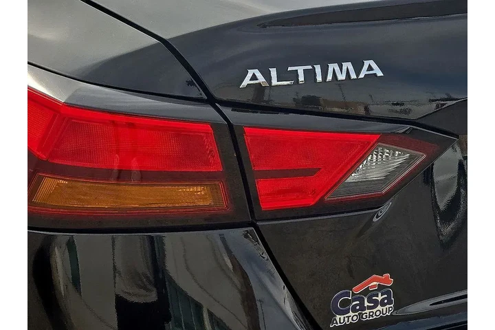 $18992 : Nissan Altima 2022 2.5 SR 4d image 9