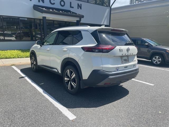 $24999 : PRE-OWNED 2022 NISSAN ROGUE SL image 4