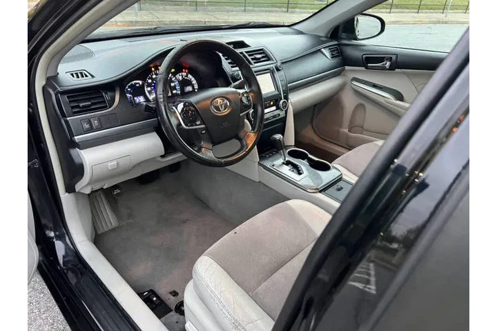 $9900 : 2013 Camry Hybrid XLE image 9