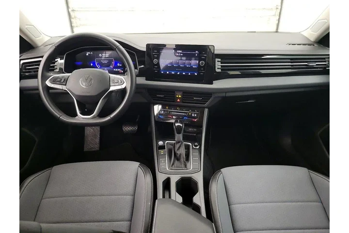 $22998 : Volkswagen Jetta 2025 SE 4dr image 9