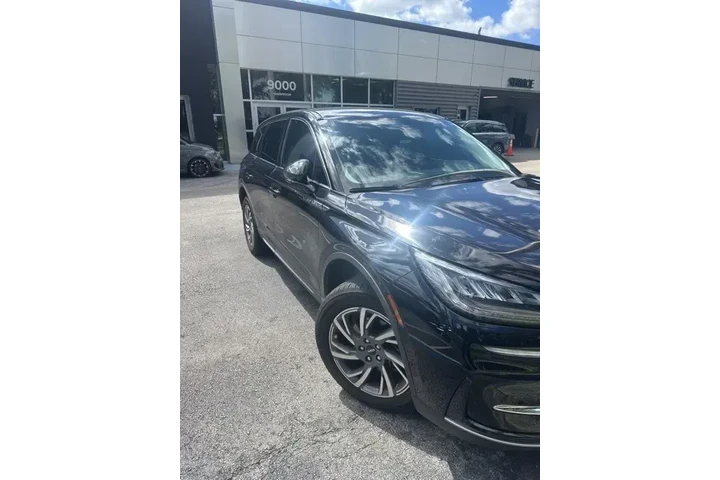 Lincoln Corsair 2024 Premier image 3