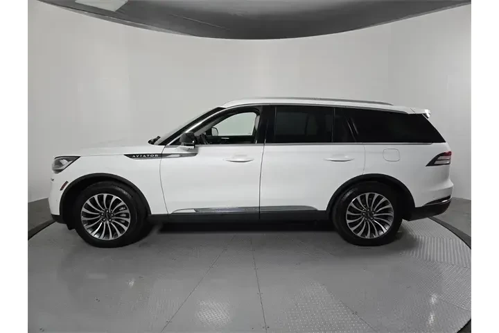 $35702 : Lincoln Aviator 2020 AWD Res image 7