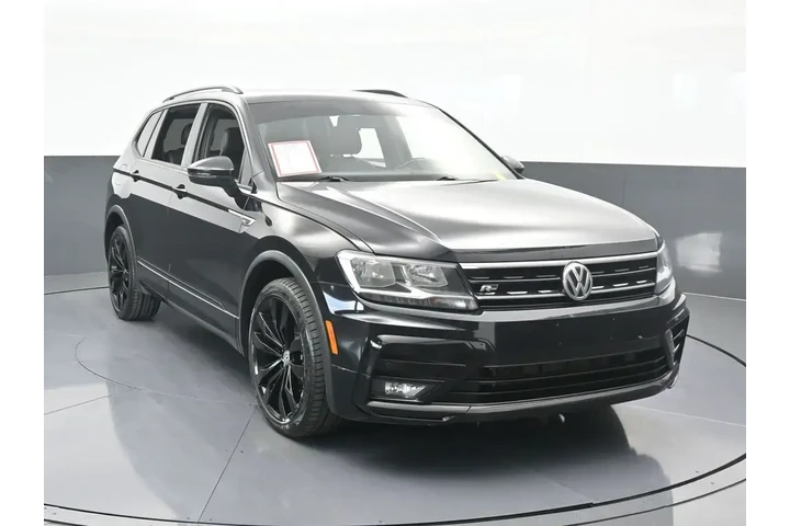 $12999 : Volkswagen Tiguan 2021 SE 4d image 9