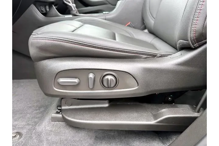 $37899 : Chevrolet Traverse 2023 4x4 image 10