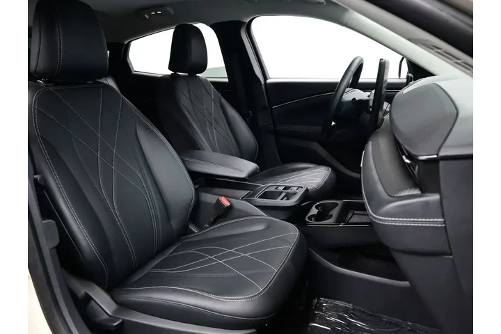 $29440 : Ford Mustang Mach-E 2025 Sel image 10