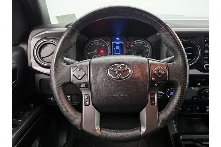$30998 : Toyota Tacoma 2021 4x2 TRD S image 10