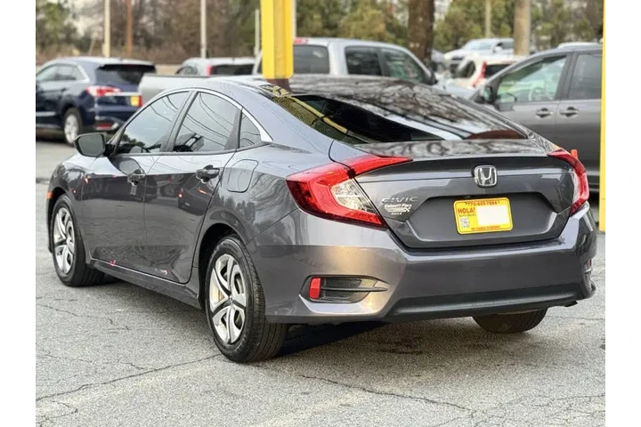 2018 Civic LX image 4