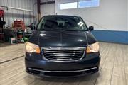 $8887 : Pre-Owned 2013 Town & Country thumbnail