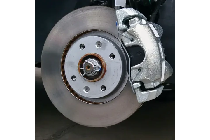 Mena Auto Repair image 4