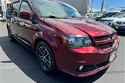 $17995 : 2018 Grand Caravan thumbnail