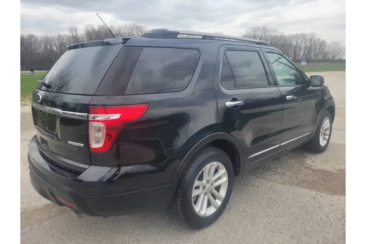 $5995 : 2014 Explorer XLT image 8