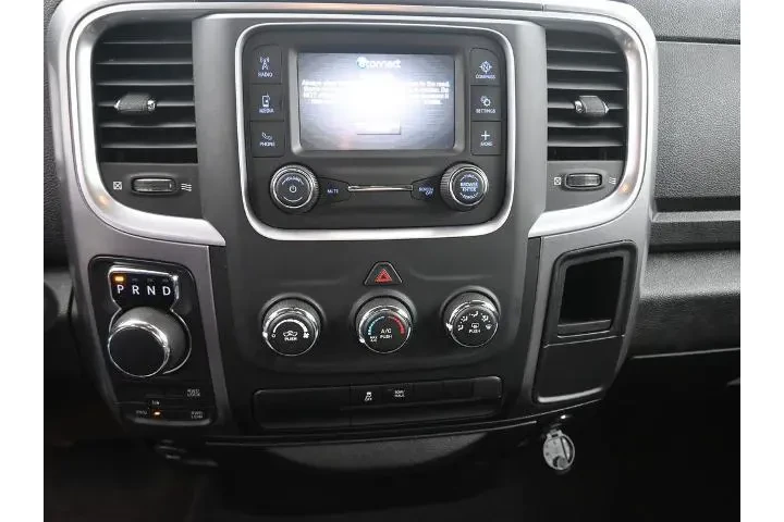 $26895 : Ram 1500 Classic 2024 4x4 SL image 4