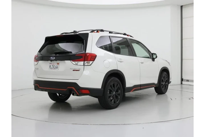 $29998 : Subaru Forester 2024 AWD Spo image 8