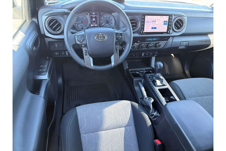 $39651 : Toyota Tacoma 2023 4x4 TRD S image 9