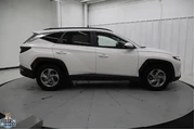 $19217 : Hyundai TUCSON 2023 SEL 4dr thumbnail
