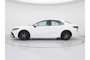 $26998 : Toyota Camry 2024 SE 4dr Sed thumbnail
