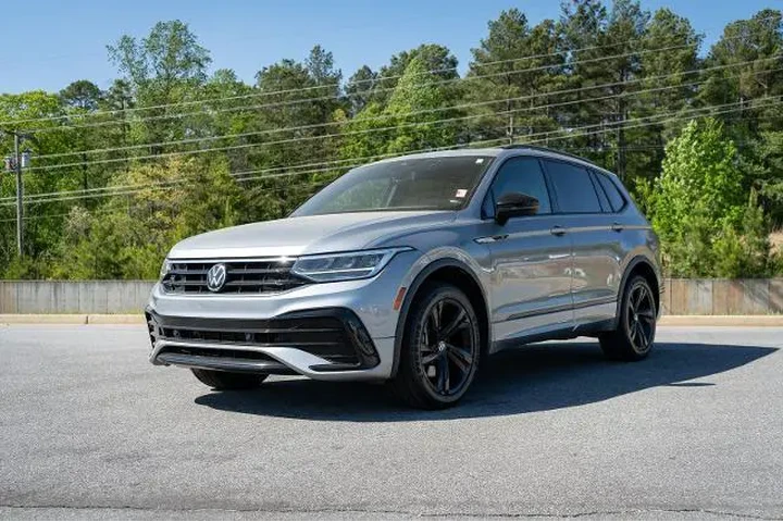 $22987 : Volkswagen Tiguan 2023 SE R- image 3