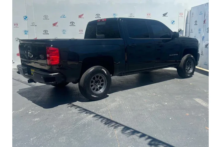 $16995 : 2016 Silverado 1500 2WD Crew image 3