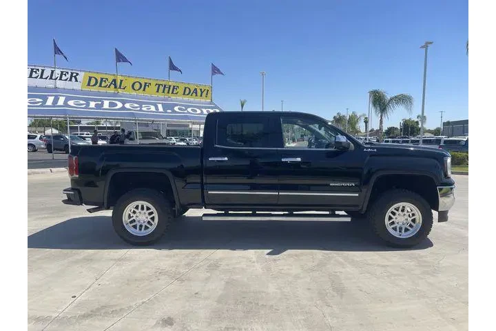 $33225 : GMC Sierra 1500 2018 4x4 SLT image 9