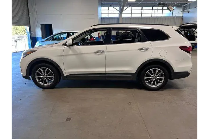 $14471 : Hyundai SANTA FE 2017 SE 4dr image 6