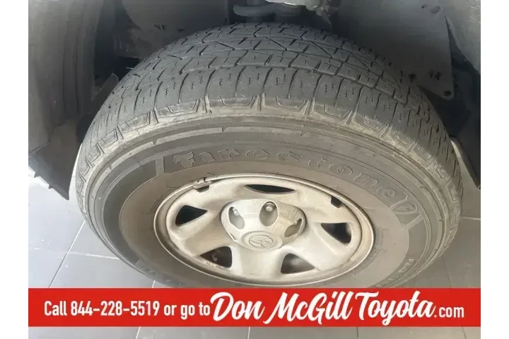 $29855 : Toyota Tacoma 2023 4x2 SR5 4 image 2