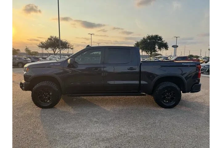 $57953 : 2024 Silverado 1500 ZR2 image 3