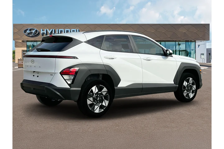 $20490 : Hyundai KONA 2024 AWD SEL 4d image 8