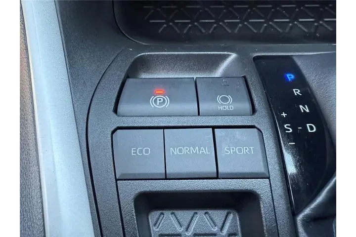 $22499 : Toyota RAV4 2022 XLE 4dr SUV image 10