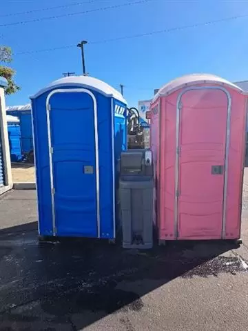 Baños 🎈🎈🎈🎈🎈 image 1
