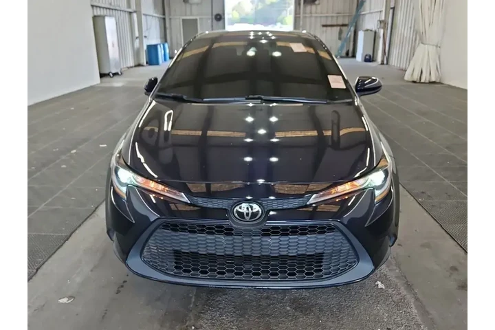 $15893 : Toyota Corolla 2022 LE 4dr S image 2