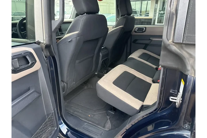 $35991 : Ford Bronco 2021 4x4 Base 4d image 5