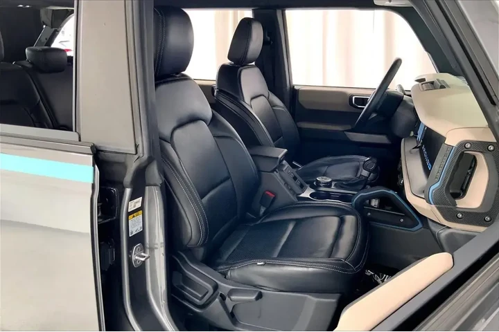 $39991 : Ford Bronco 2023 4x4 Base Ad image 6