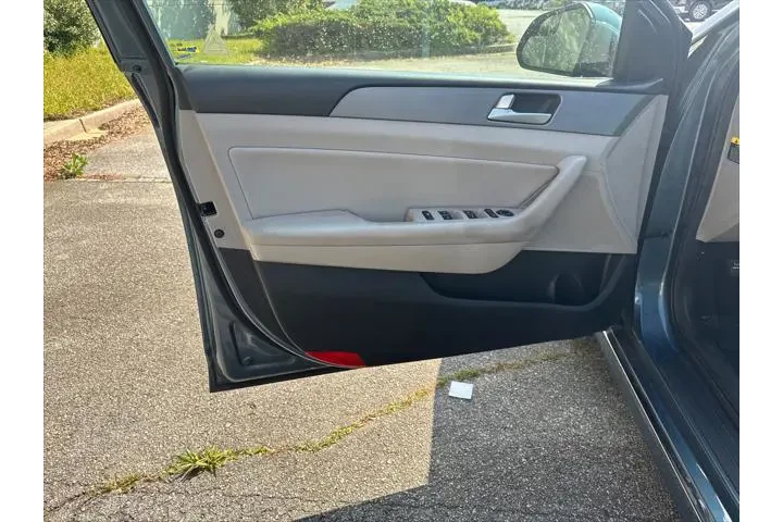 $9120 : Hyundai SONATA Hybrid 2016 S image 10