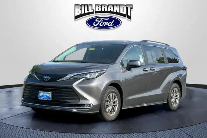 $38800 : Toyota Sienna 2023 XLE 8-Pas image 7