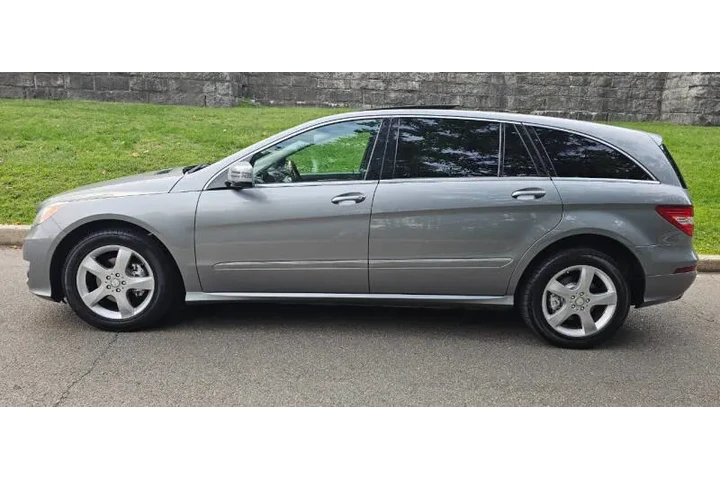 $9895 : 2011 Mercedes-Benz R-Class R image 7
