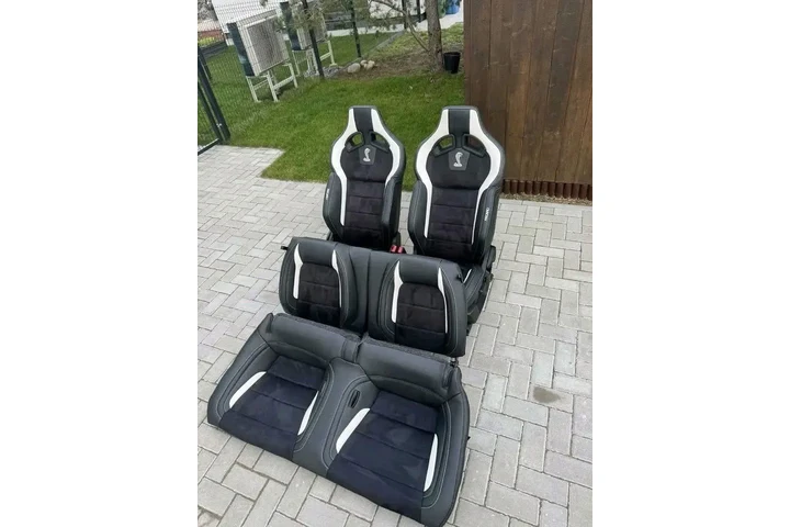 $2500 : 2015+ Mustang Recaro seats image 4
