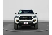 $34400 : Toyota Tacoma 2023 4x4 TRD P thumbnail