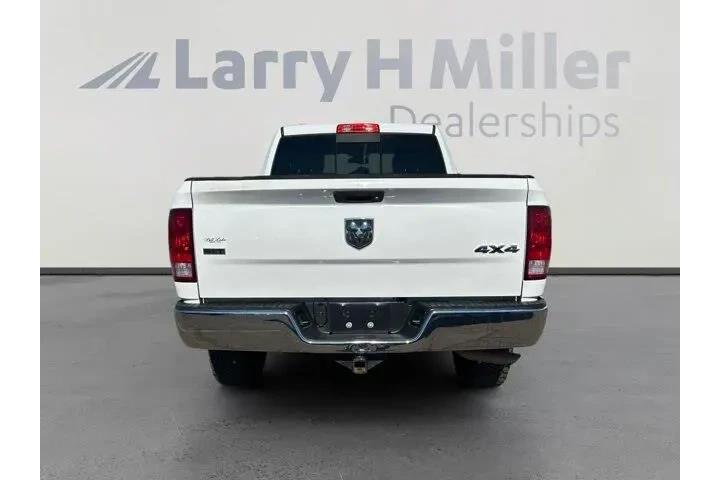 Ram 1500 2015 4x4 SLT 4dr Qu image 4
