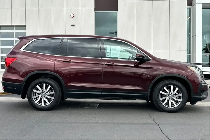 $21900 : Honda Pilot 2020 EX 4dr SUV image 2