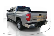 $34591 : Toyota Tundra 2020 4x4 SR5 4 thumbnail