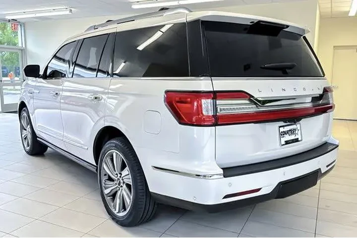 $25469 : Lincoln Navigator 2018 4x4 R image 6