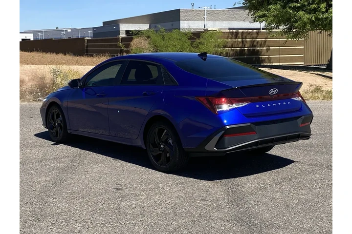 $24260 : Hyundai ELANTRA 2026 SEL Spo image 5