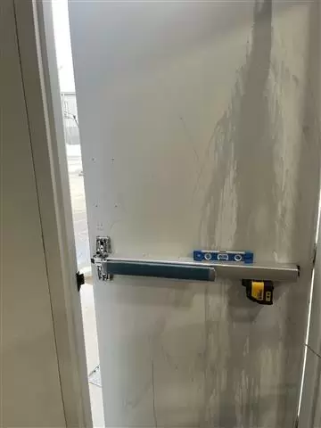 Instalación puertas /VENTANAS image 9