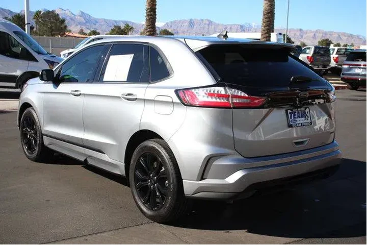 $28816 : Ford Edge 2024 AWD SE 4dr SU image 5