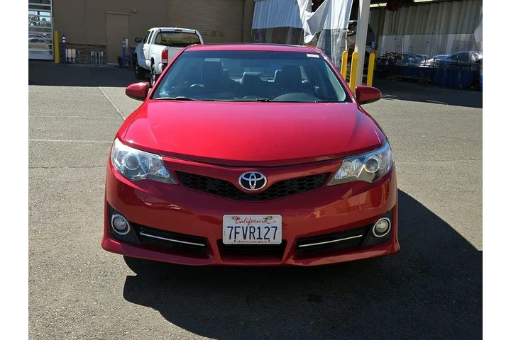 $14998 : Toyota Camry 2014 SE 4dr Sed image 2