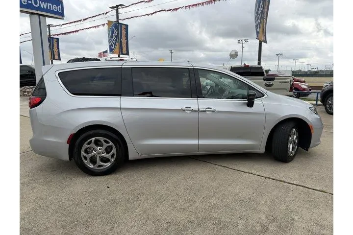 $30151 : Chrysler Pacifica 2024 Limit image 4