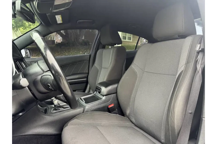 $8999 : 2017 Charger SXT image 10